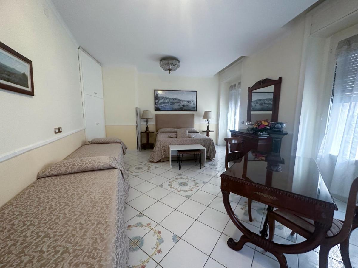 Apartment Pagina Storica Di Neapel